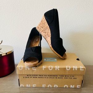 Toms Black Linen Classic Wedge